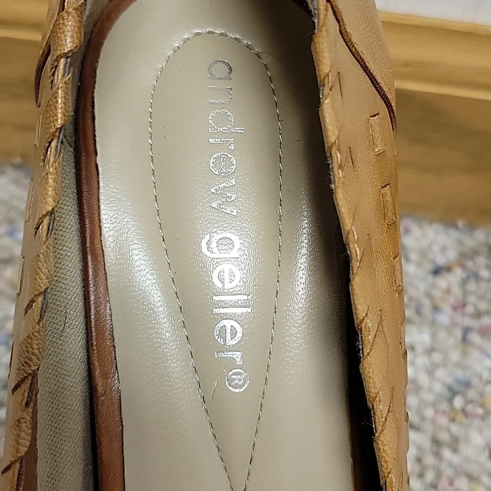 Andrew Geller Tan Textured Knot Platform Heels 7.5 Office Career Business - Picture 6 of 8